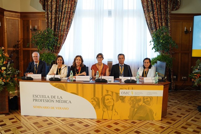 III Escuela de la Profesión Médica. “Transformación digital y práctica clínica”.