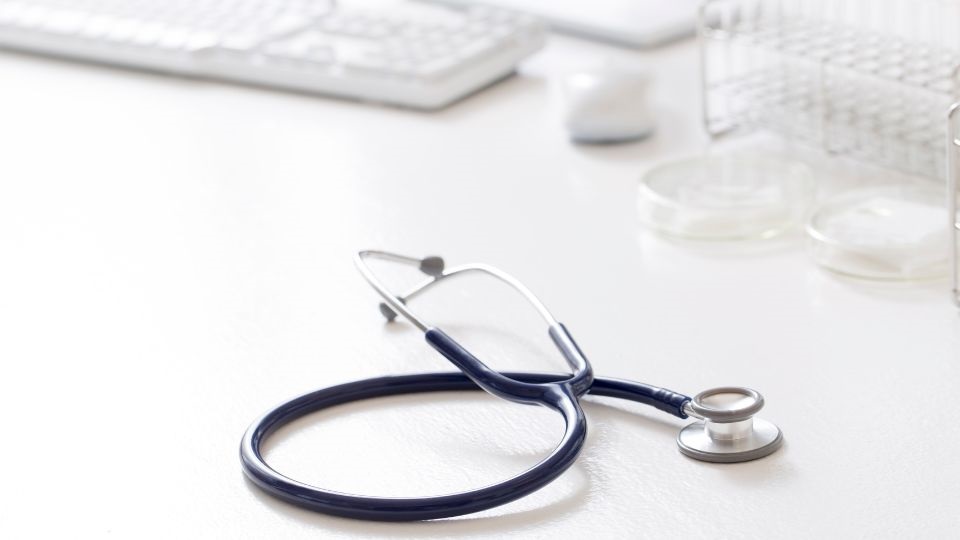 Informe muerte de Médicos en España