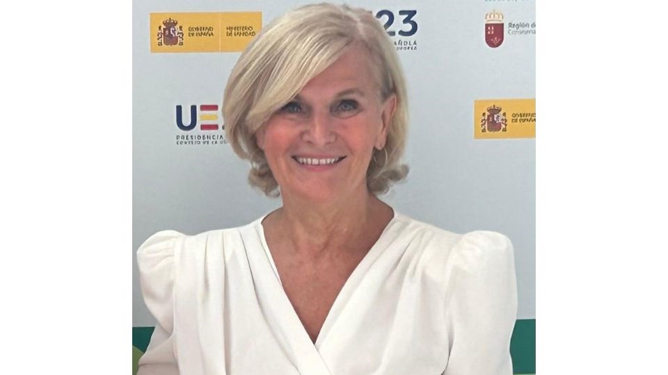 María Neira